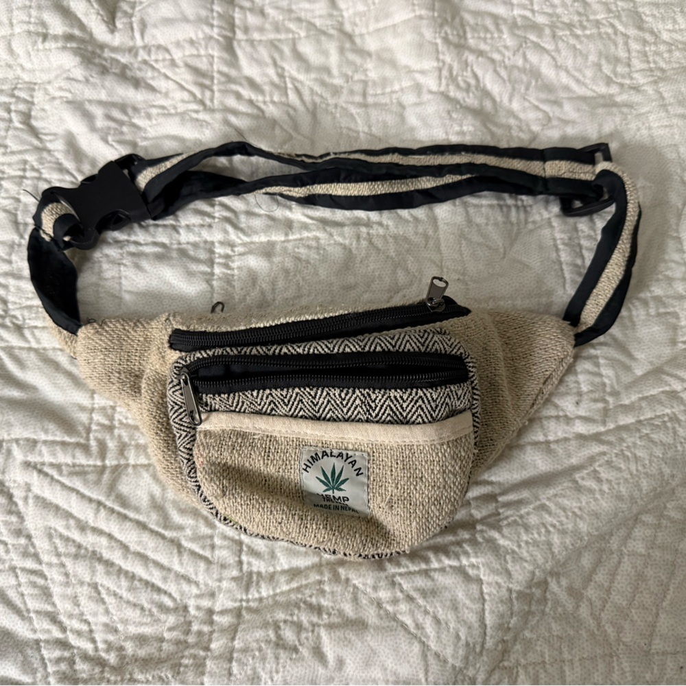 Himalayan hemp crossbody belt bag